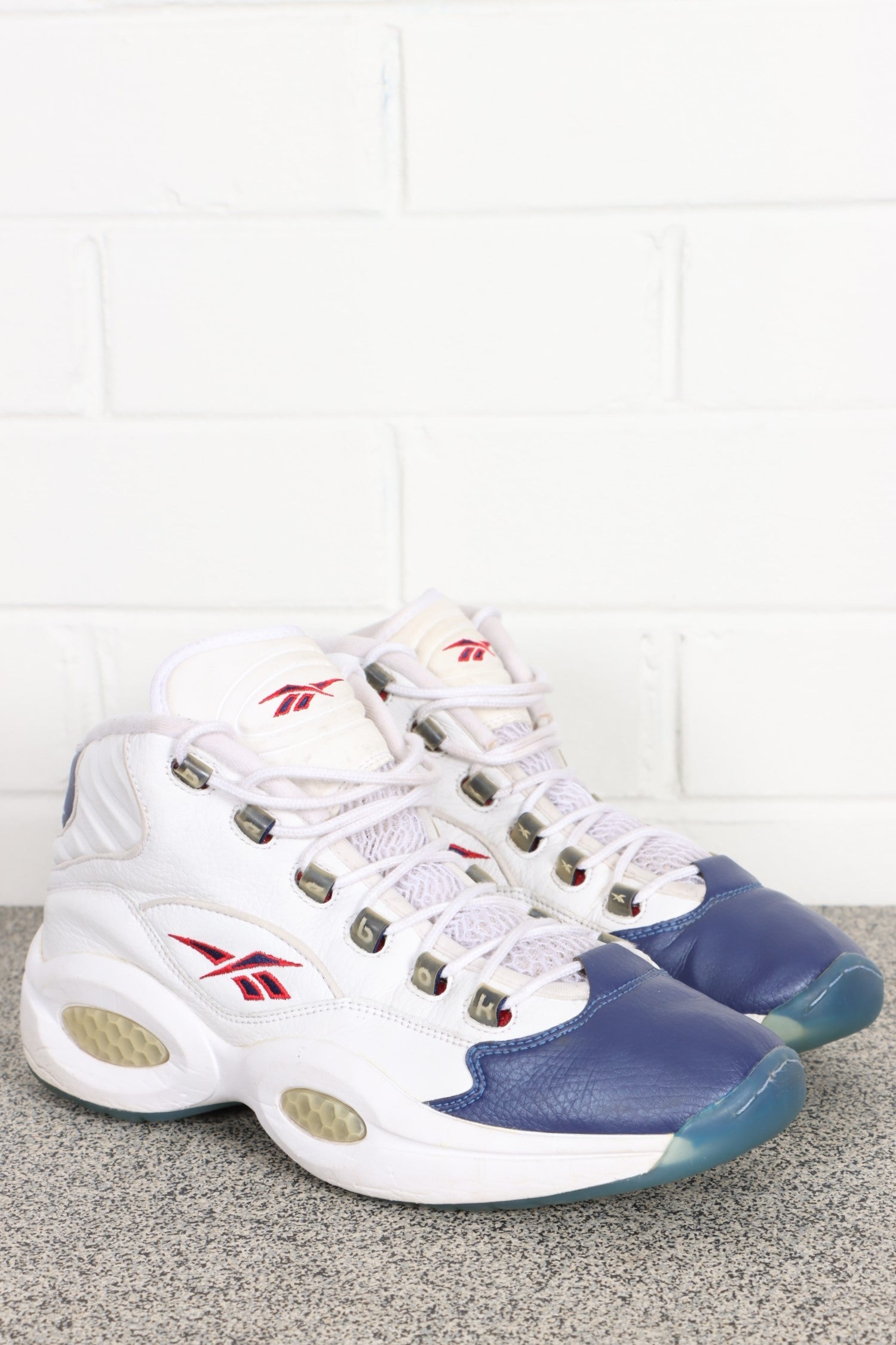 Vintage REEBOK Allen Iverson 90s Question Mid 'Blue Toe' Sneakers (11)